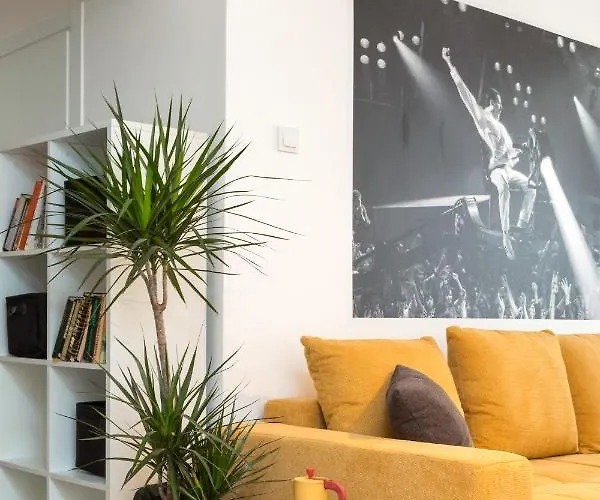 Apartman Black Queen